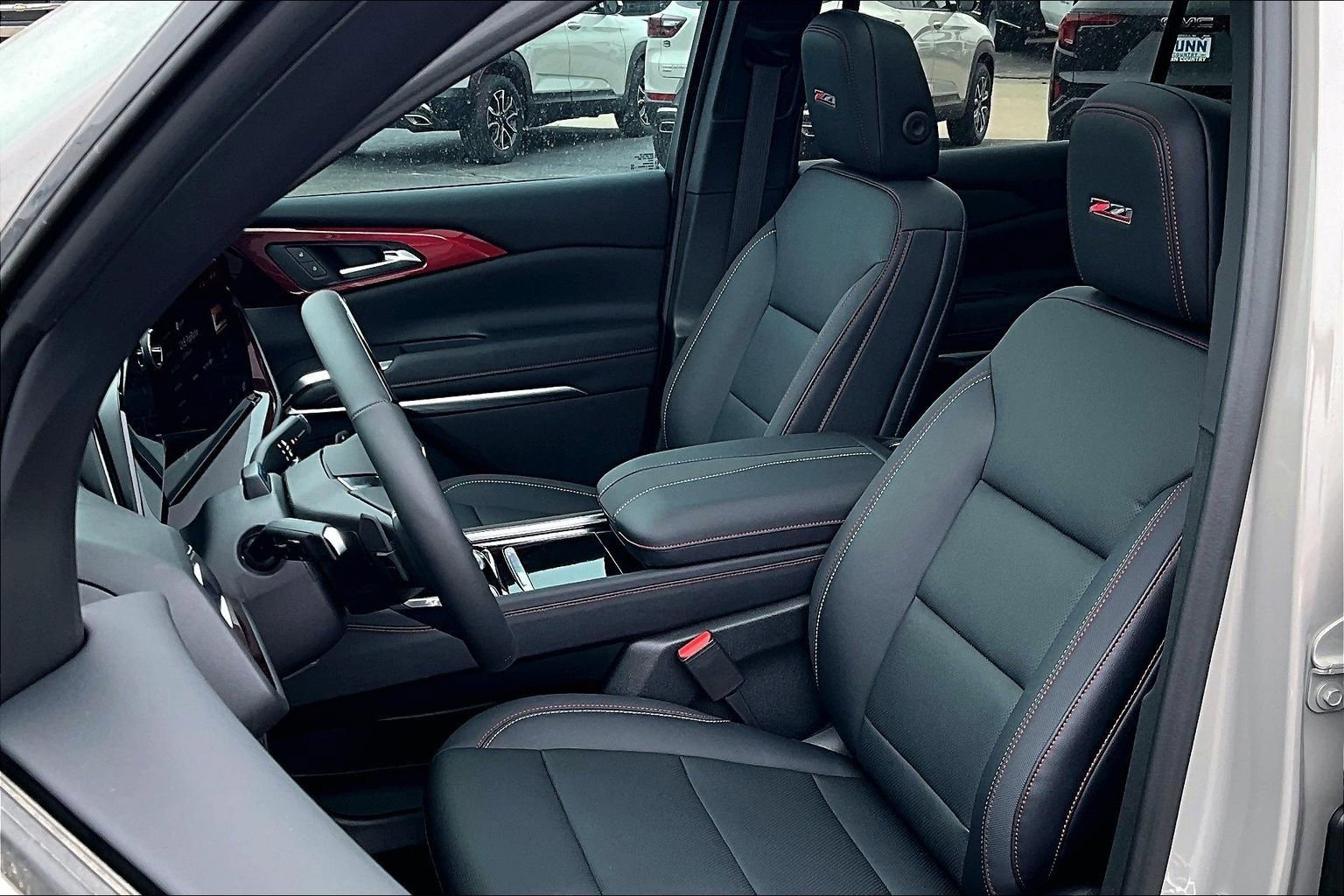 New 2026 Chevrolet Traverse Z71 w/ Enhanced Driving Package image 9