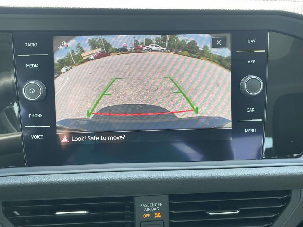 Used 2021 Volkswagen Jetta SEL Premium FWD image 27