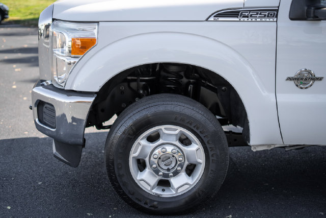 Used 2011 Ford F250 XLT AWD/4WD image 10