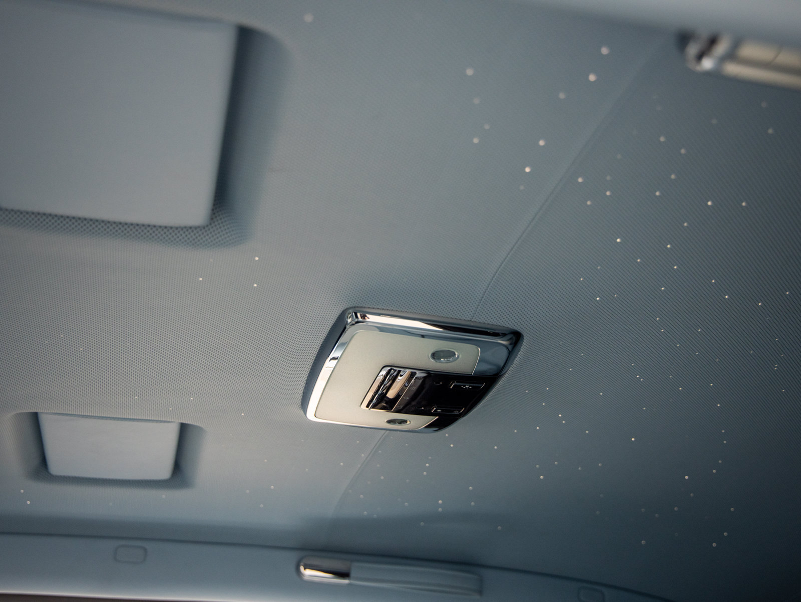 Used 2023 Rolls-Royce Phantom Extended Wheelbase w/ Leather Finishing Pack RWD image 38