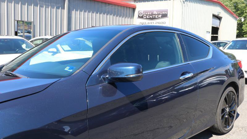 Used 2017 Honda Accord EX image 4