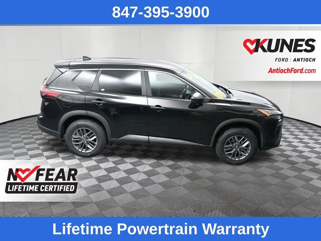 Used 2024 Nissan Rogue S image 10