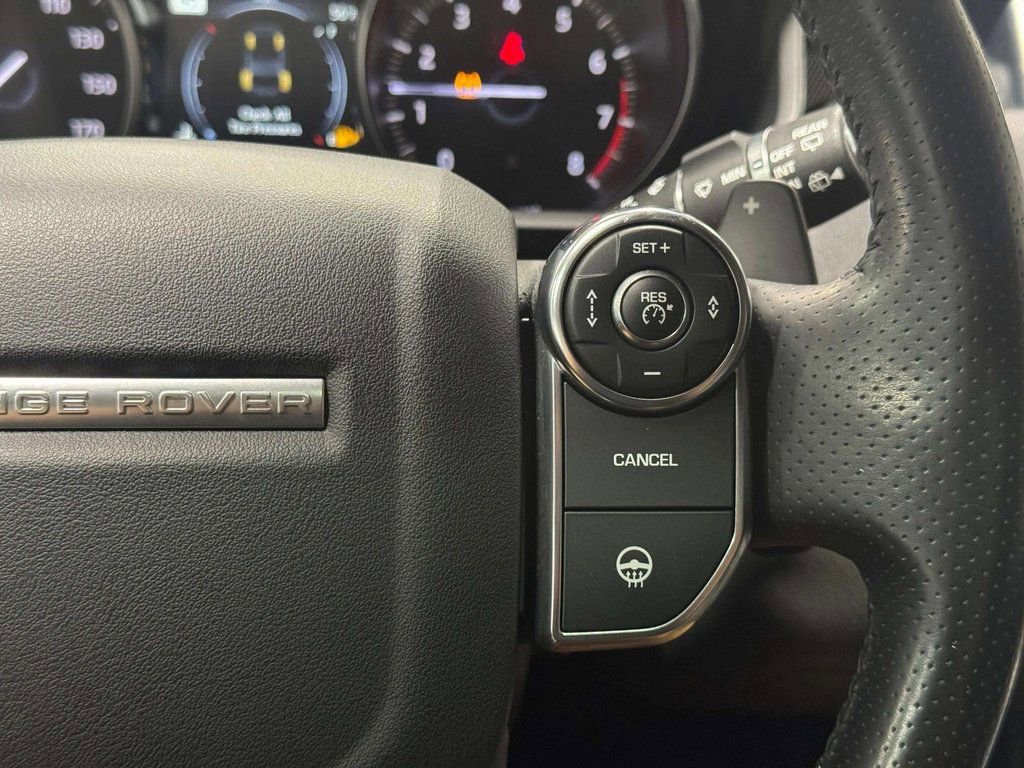 Used 2017 Land Rover Range Rover Sport Supercharged image 12
