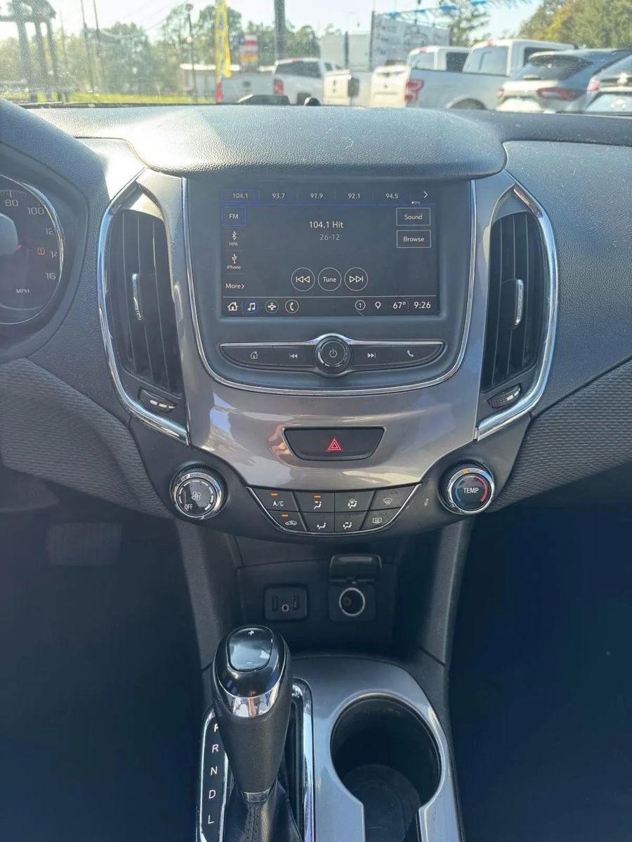 Used 2019 Chevrolet Cruze LS w/ LS Convenience Package image 14