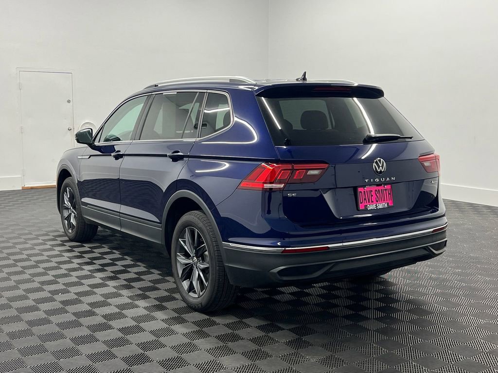Used 2022 Volkswagen Tiguan SE image 3