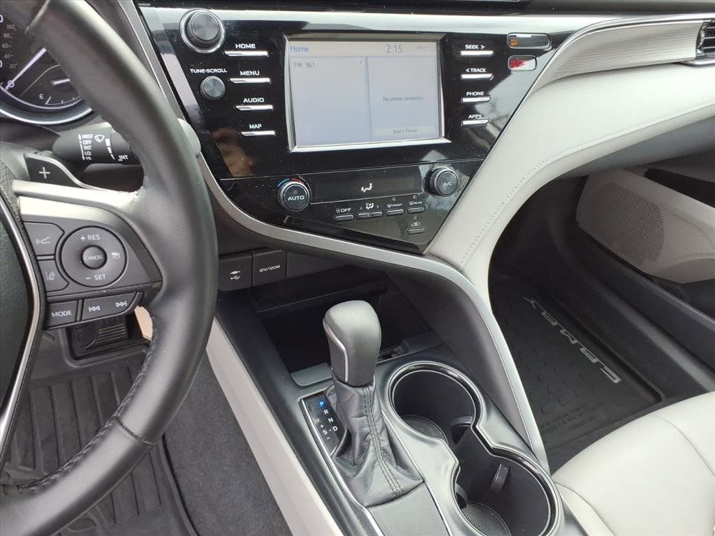 Used 2019 Toyota Camry SE image 31