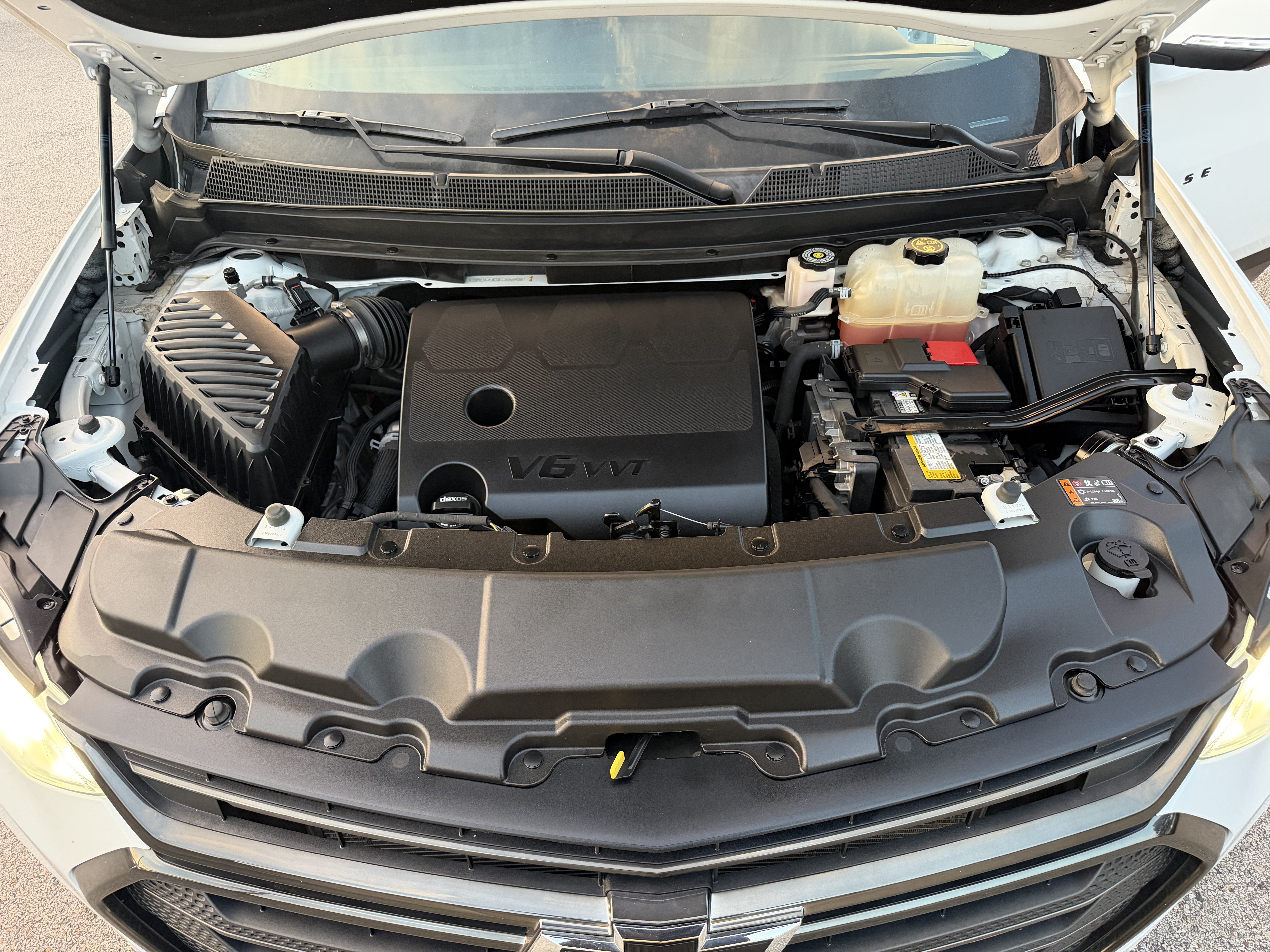 Used 2021 Chevrolet Traverse RS FWD image 37