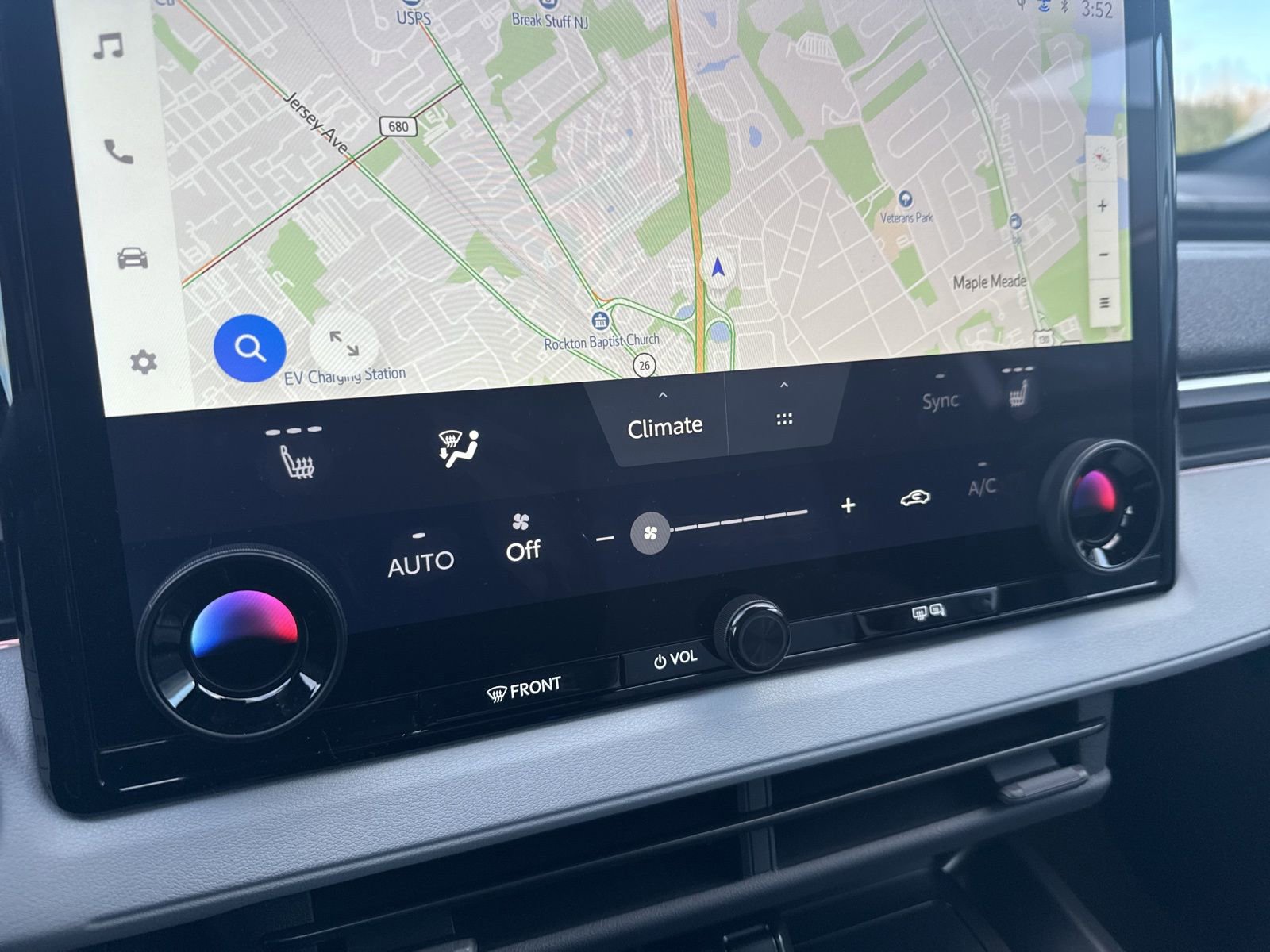 Used 2026 Subaru Solterra Premium image 17