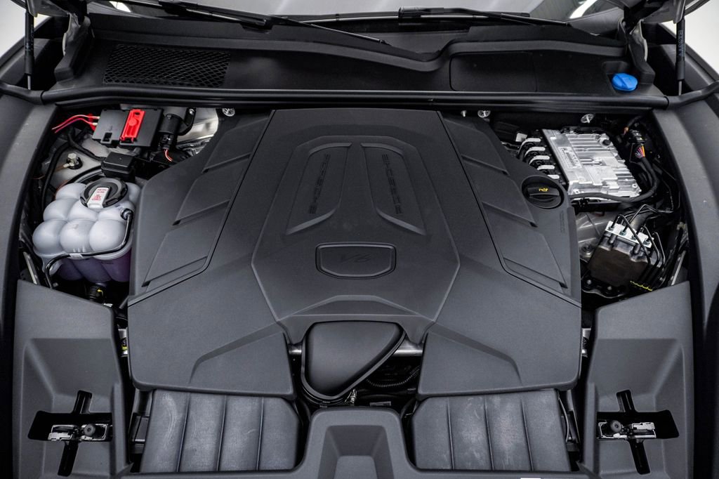New 2026 Porsche Cayenne image 29