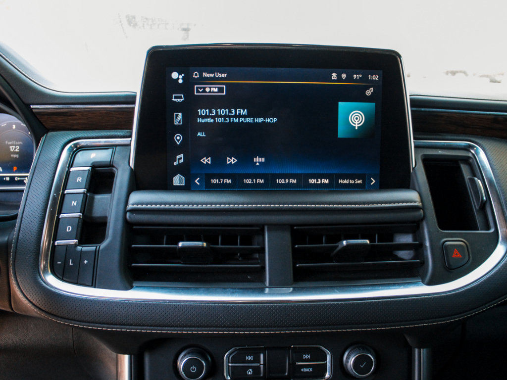 Used 2023 Chevrolet Suburban Premier RWD image 20