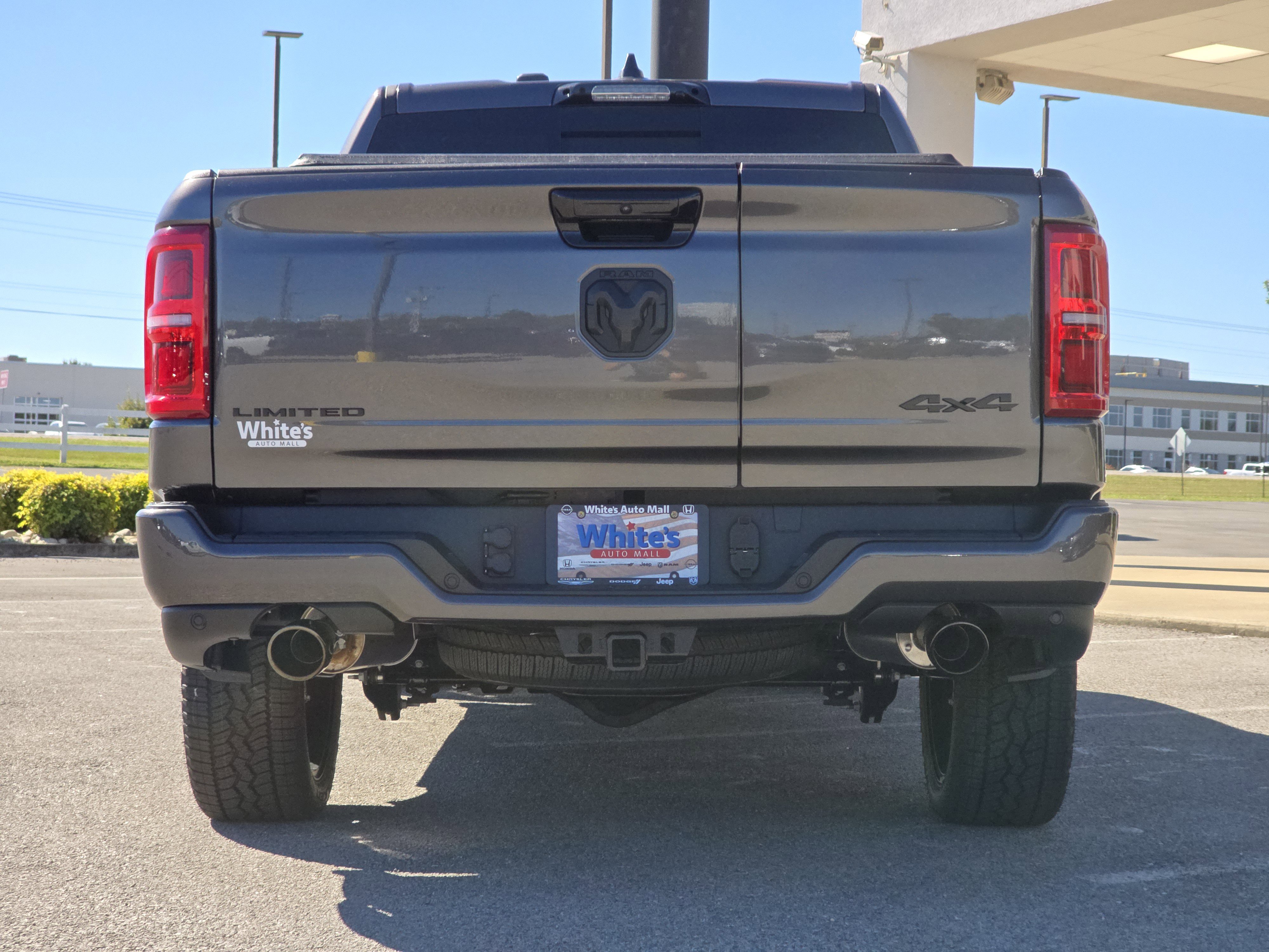 New 2026 RAM 1500 Limited image 24
