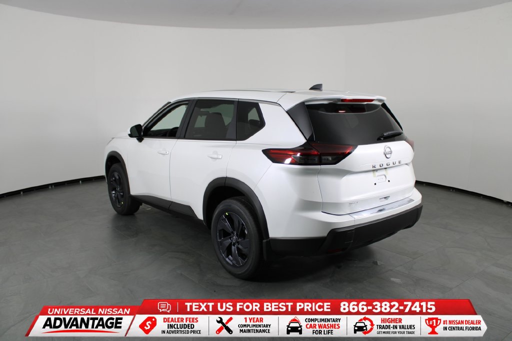 New 2026 Nissan Rogue SV FWD image 4