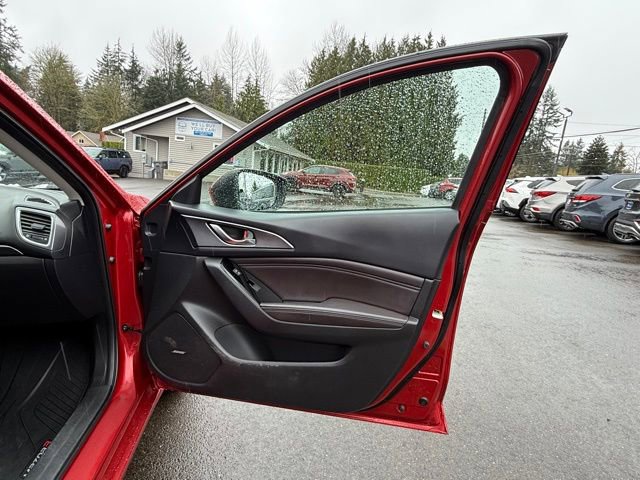 Used 2018 MAZDA MAZDA3 Grand Touring w/ Premium Equipment Package image 30