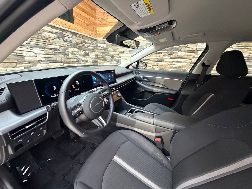 Used 2025 Hyundai Sonata SEL image 10