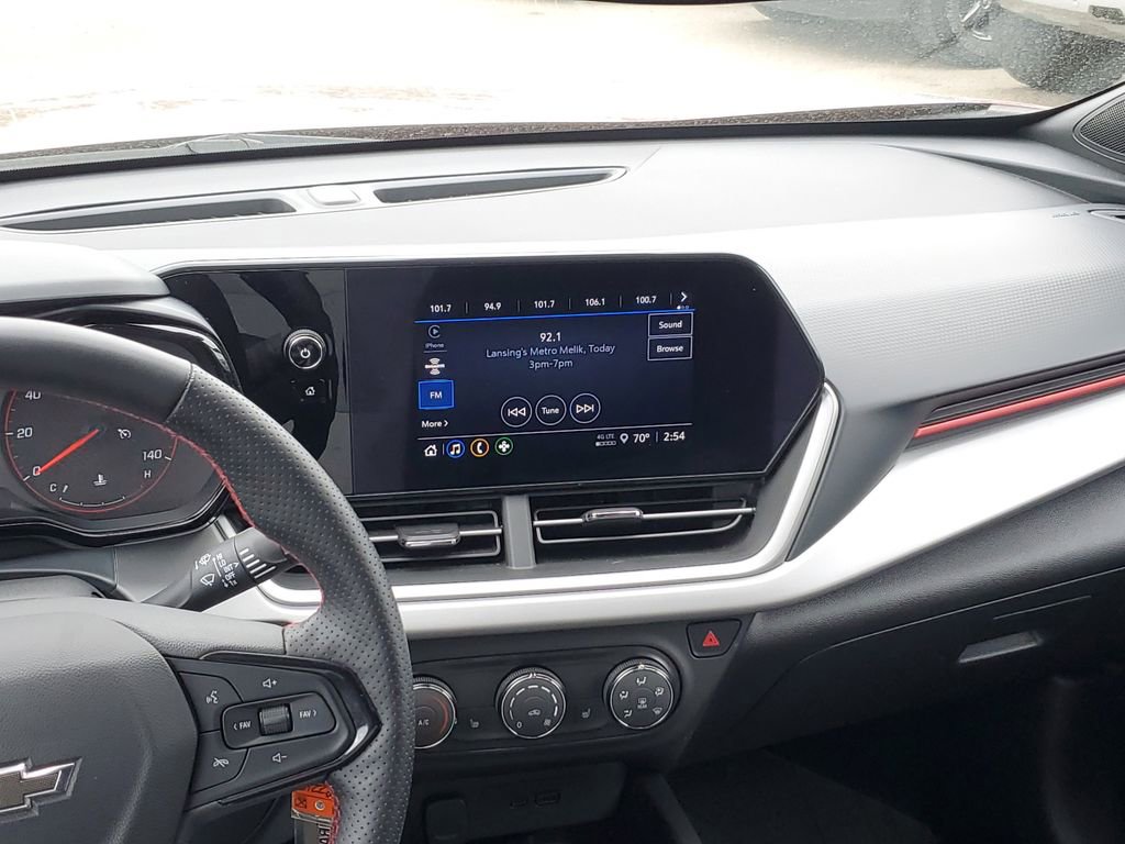 Certified 2024 Chevrolet Trax RS w/ Driver Confidence Package FWD image 29