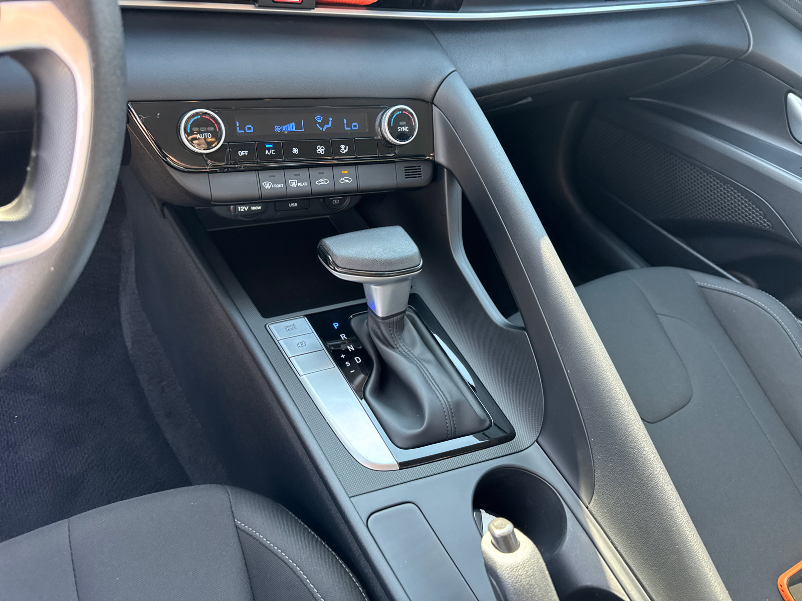 Certified 2023 Hyundai Elantra SEL image 30