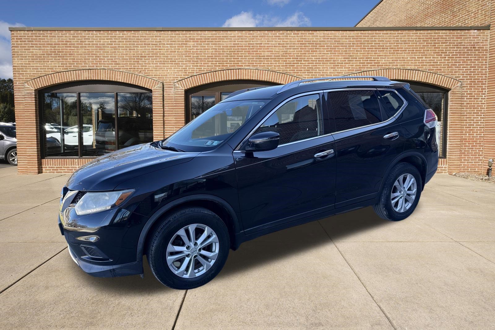 Used 2016 Nissan Rogue SV image 8