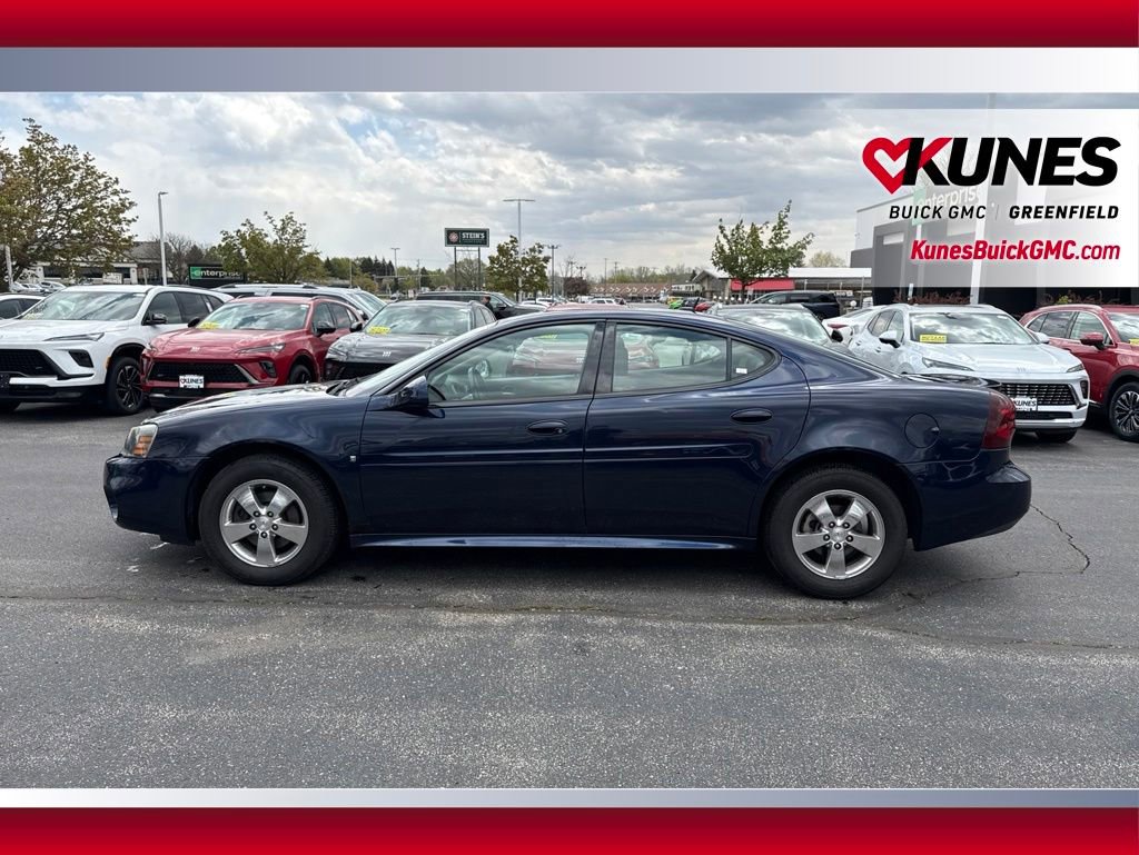 Used 2007 Pontiac Grand Prix w/ Sun And Sound Package FWD image 14