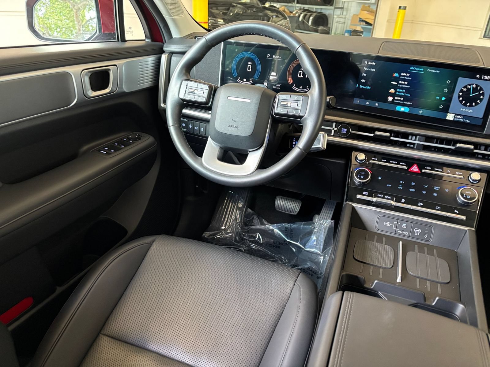 Used 2026 Hyundai Santa Fe SEL FWD image 36