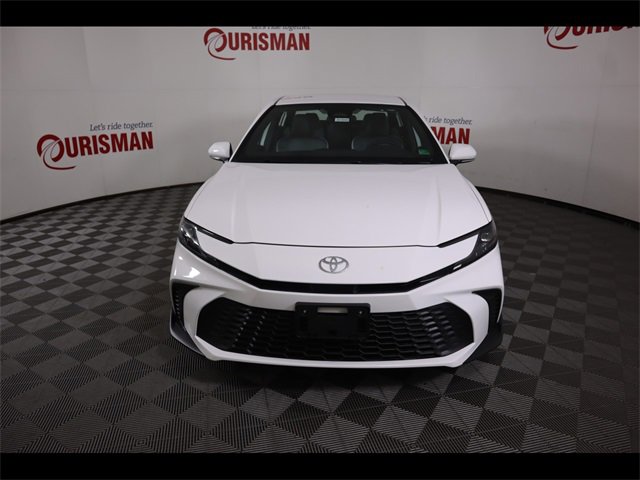 Used 2026 Toyota Camry SE image 16