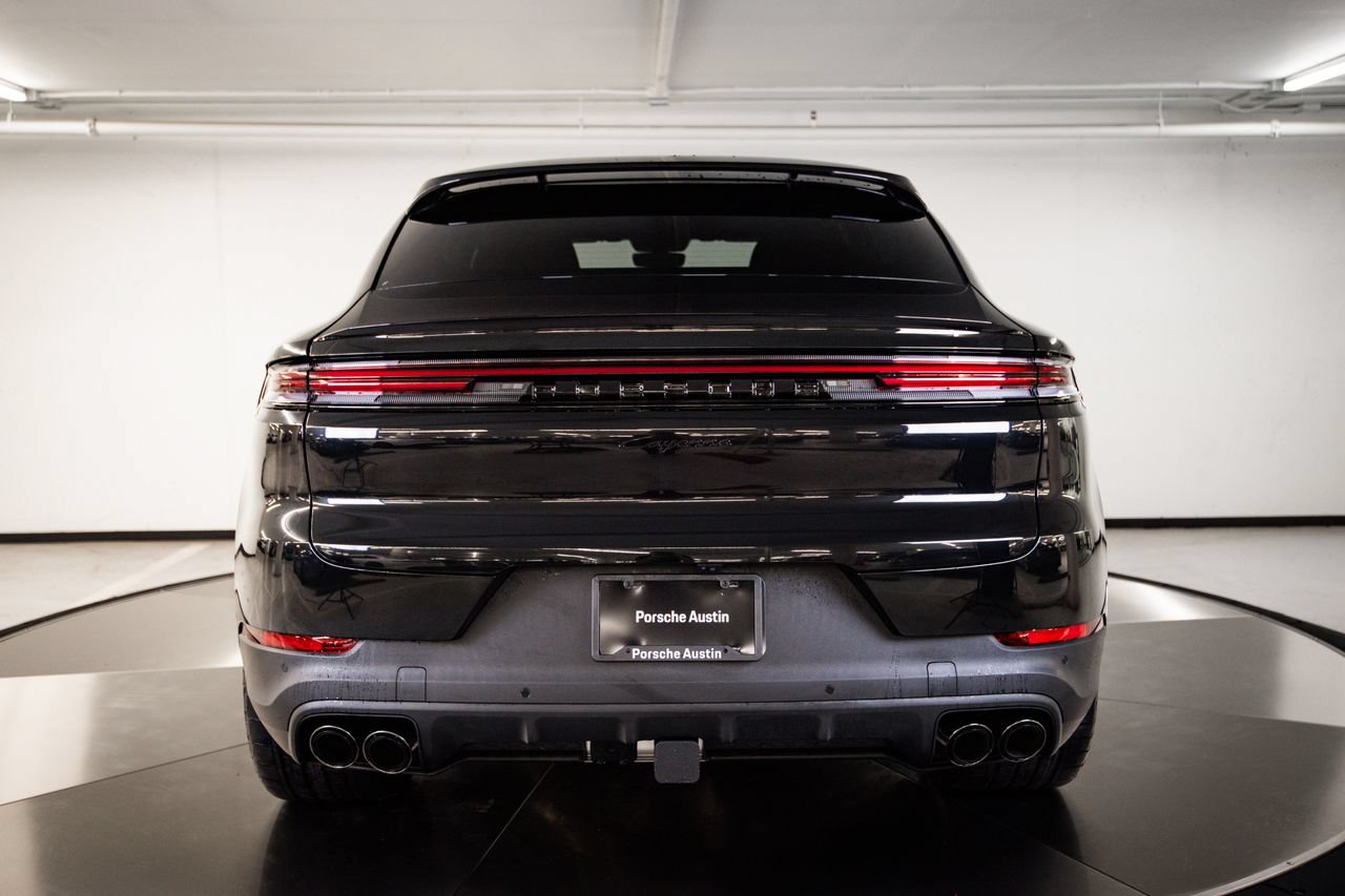 New 2026 Porsche Cayenne E-Hybrid Coupe AWD/4WD image 6