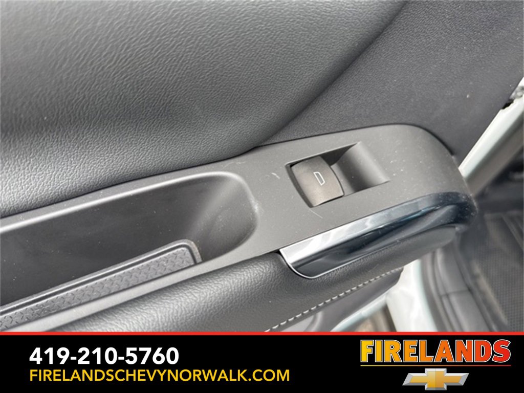 New 2025 Chevrolet Traverse LT w/ Enhanced Driving Package image 35