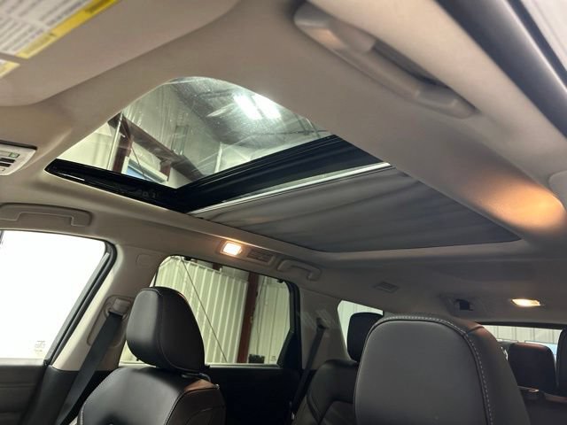 Used 2024 Nissan Pathfinder Platinum w/ Cargo Package AWD/4WD image 34
