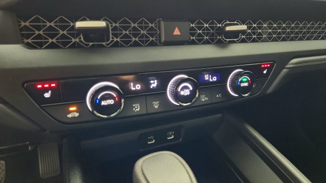 Used 2023 Honda Accord EX image 17