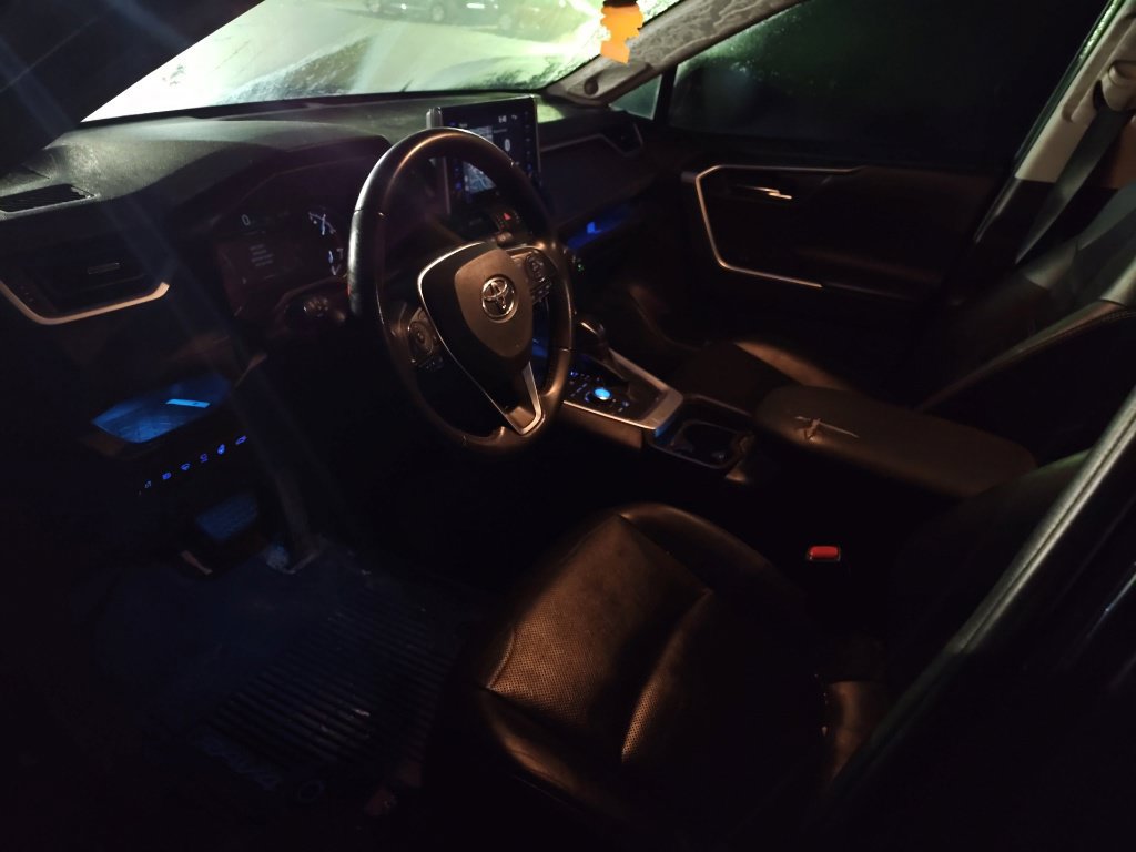 Used 2019 Toyota RAV4 Limited AWD/4WD image 7