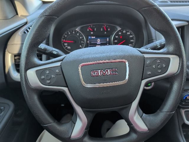 Used 2022 GMC Terrain SLE w/ Driver Convenience Package FWD image 16