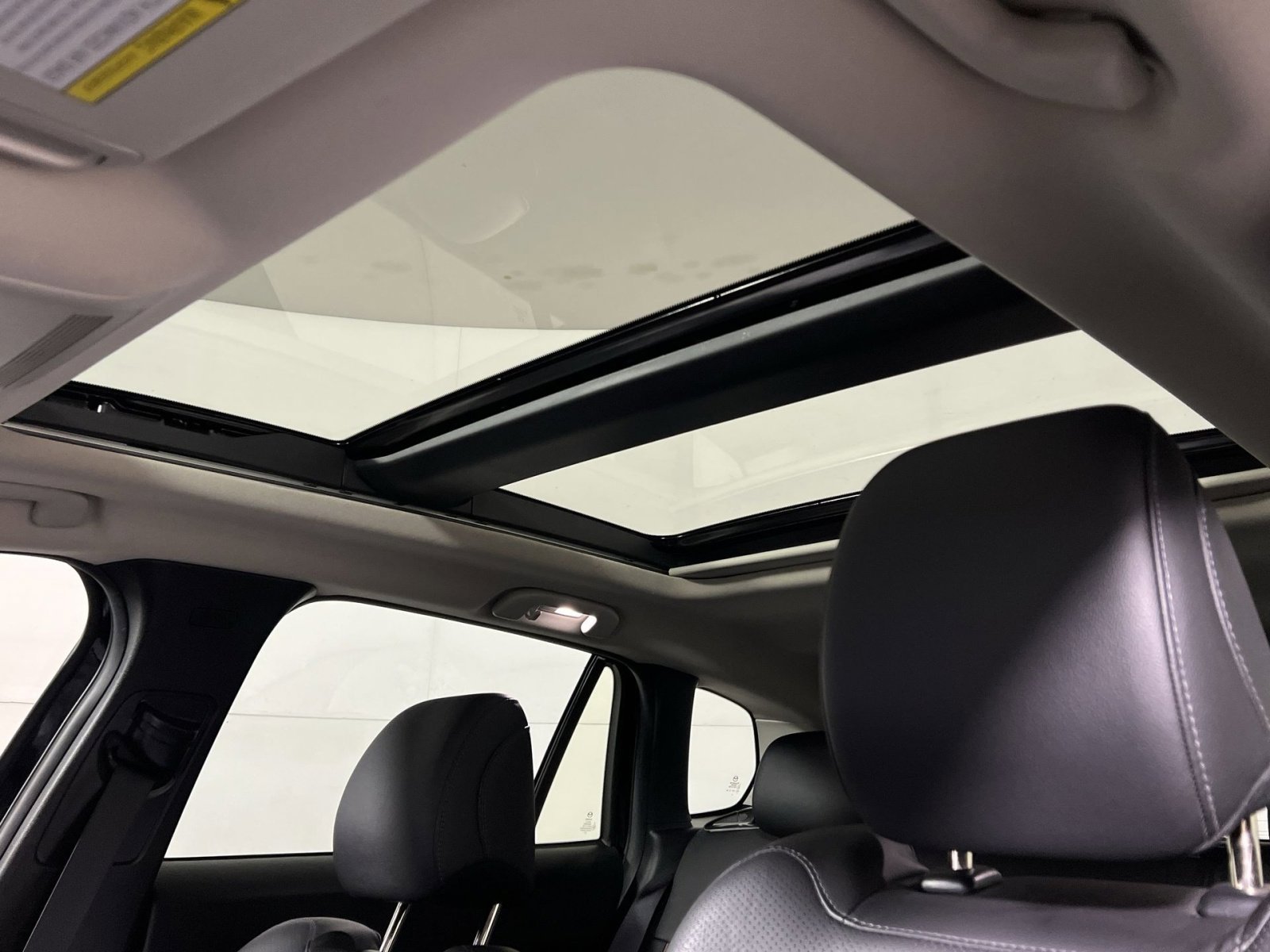 Used 2024 MAZDA CX-50 AWD 2.5 Turbo w/ Weather Package image 23