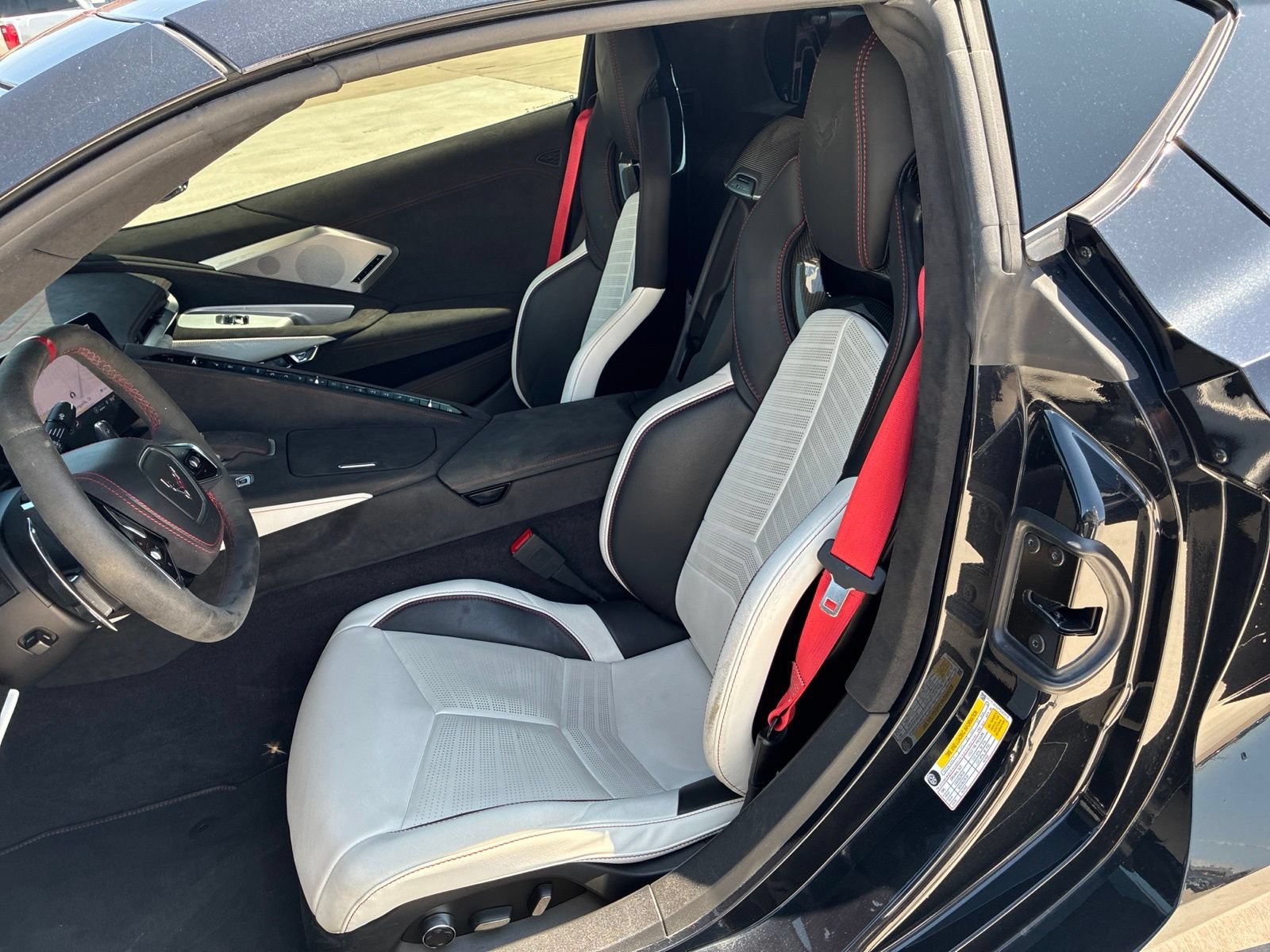 Used 2023 Chevrolet Corvette Stingray Premium Cpe RWD image 21