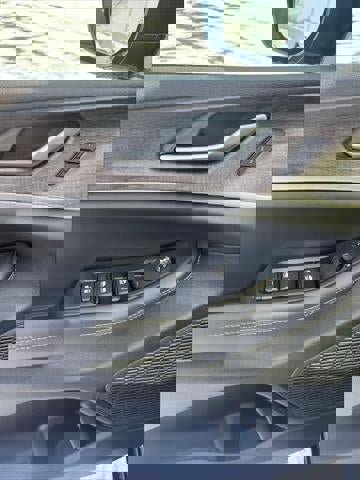 New 2025 Jeep Grand Cherokee L Limited image 34