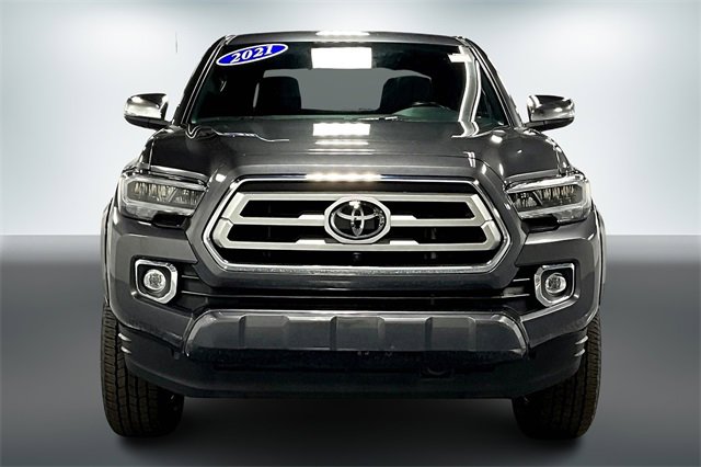 Used 2021 Toyota Tacoma Limited image 2
