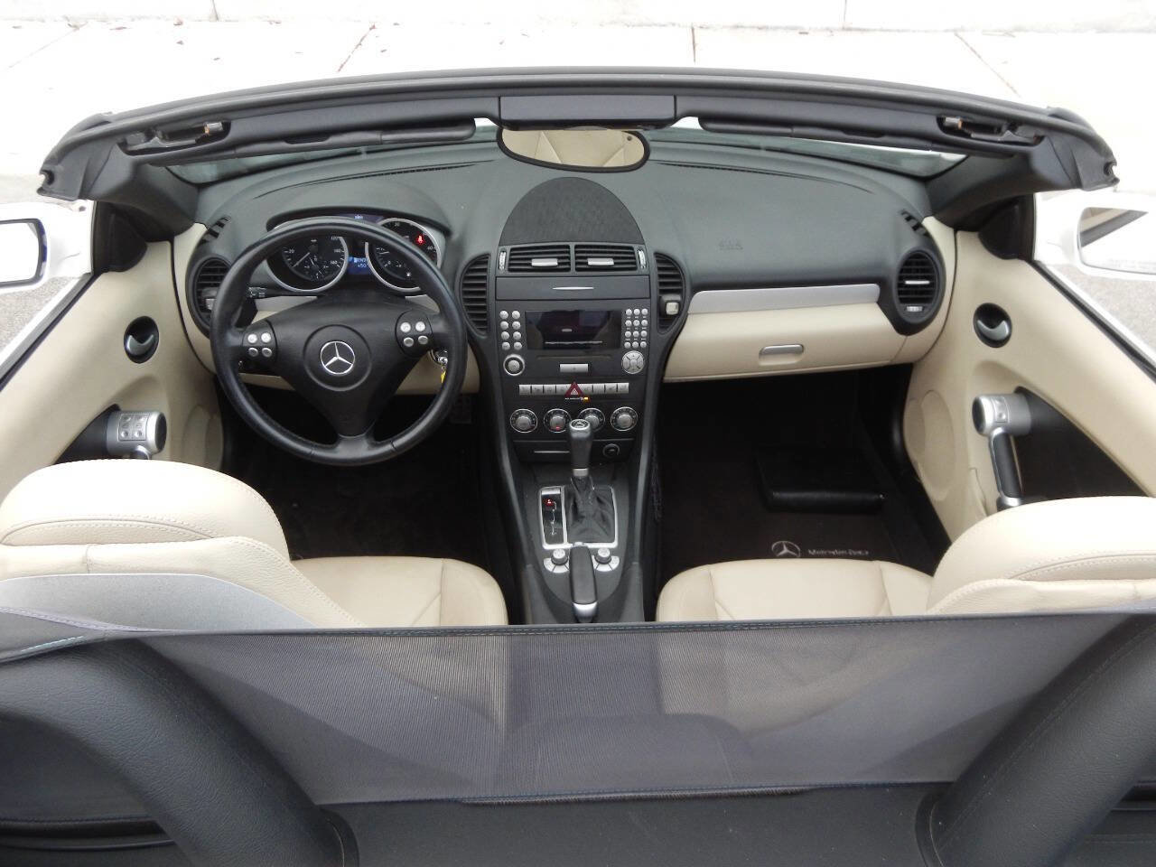 Used 2007 Mercedes-Benz SLK 350 image 2