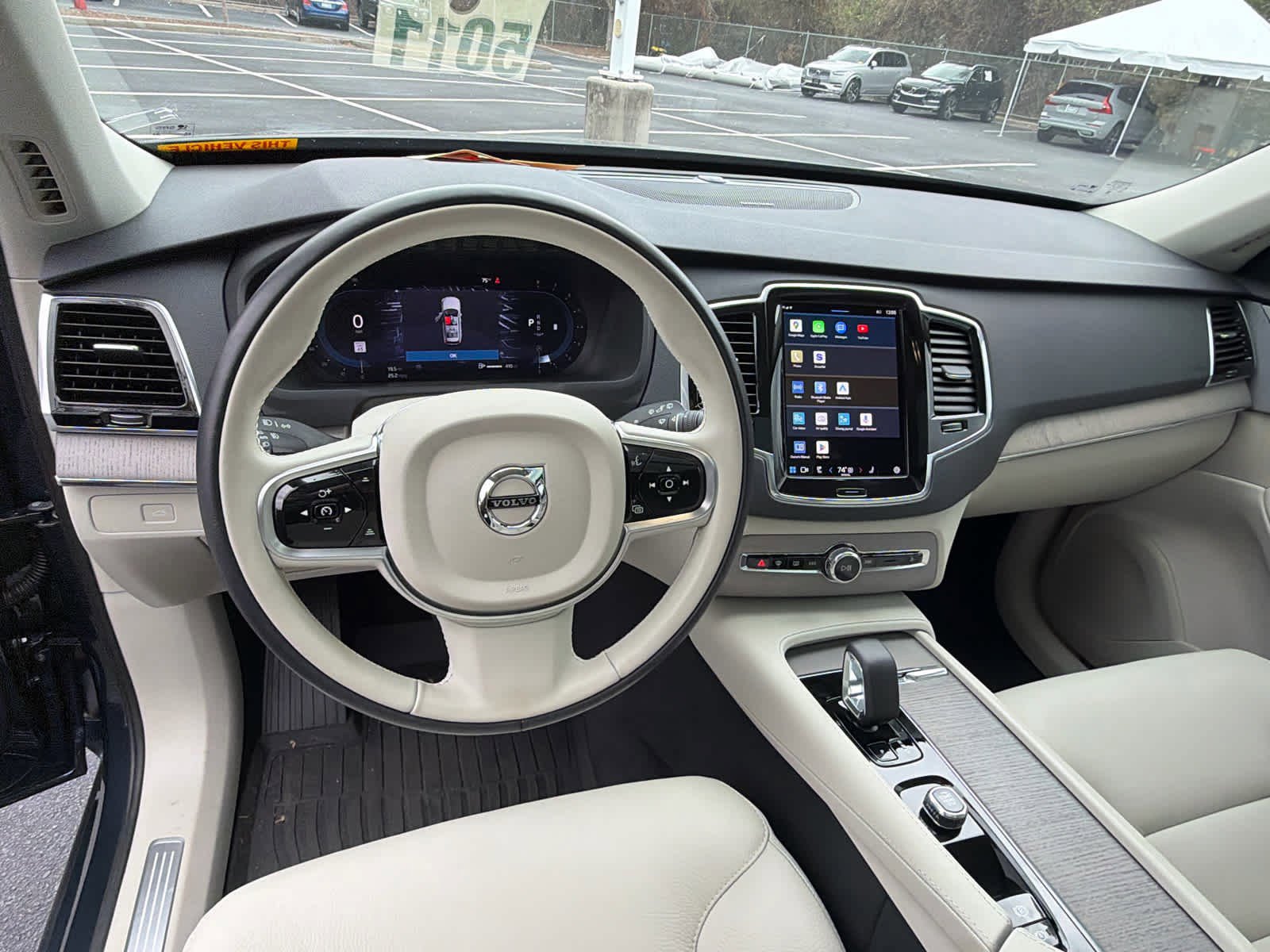 Certified 2025 Volvo XC90 B6 Plus w/ Protection Package Premier image 27