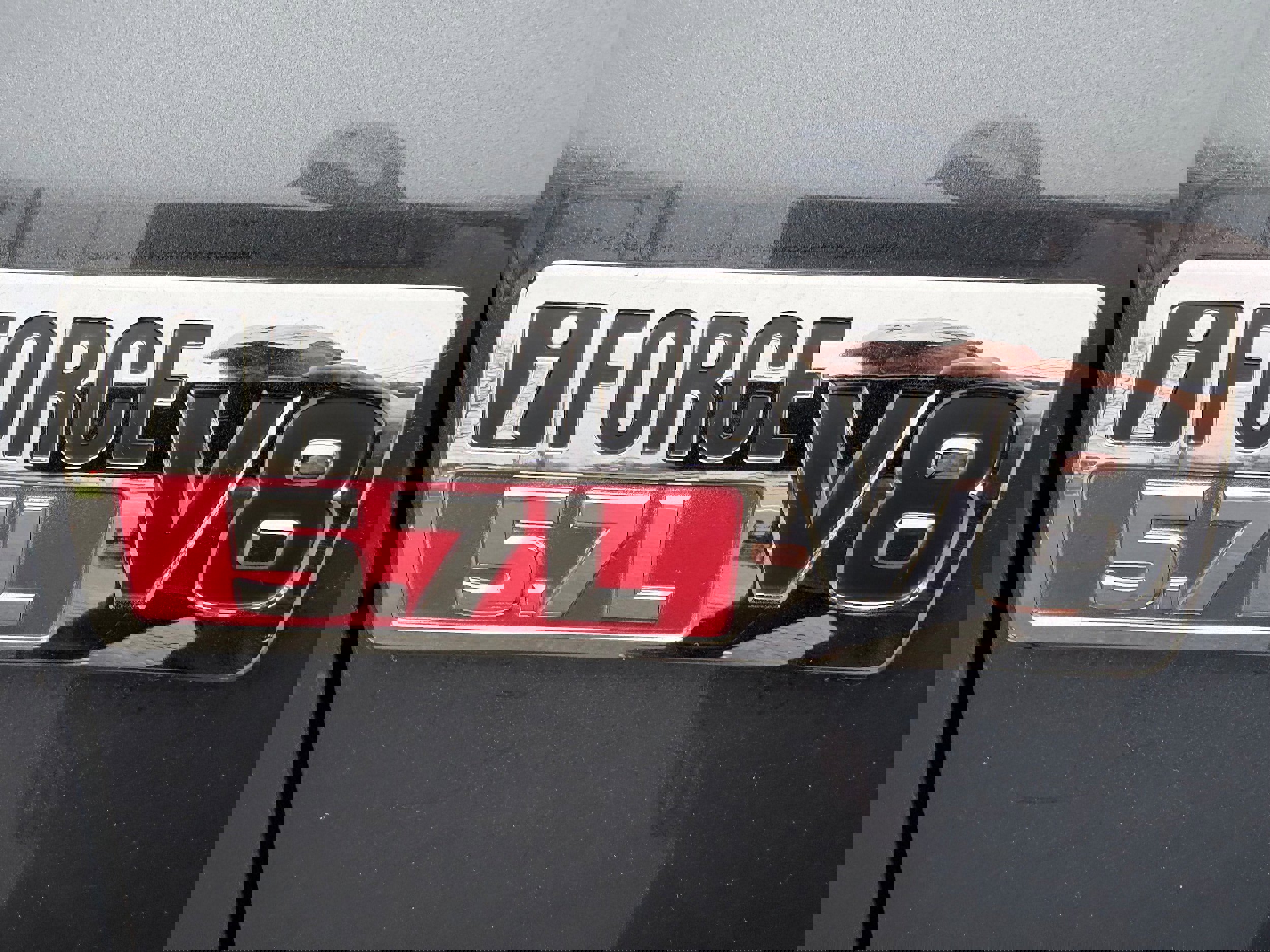 Used 2010 Toyota Tundra 4x4 Double Cab image 5