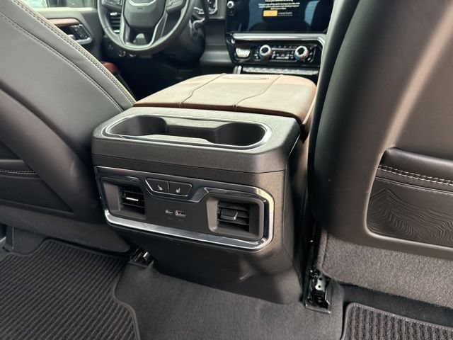 Used 2025 GMC Sierra 2500 Denali Ultimate AWD/4WD image 15