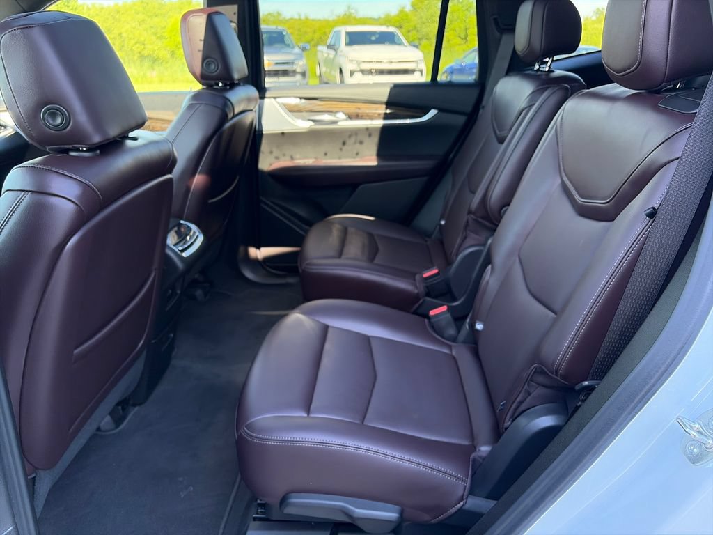 Certified 2024 Cadillac XT6 Premium Luxury w/ LPO, Floor Liner Package AWD/4WD image 30