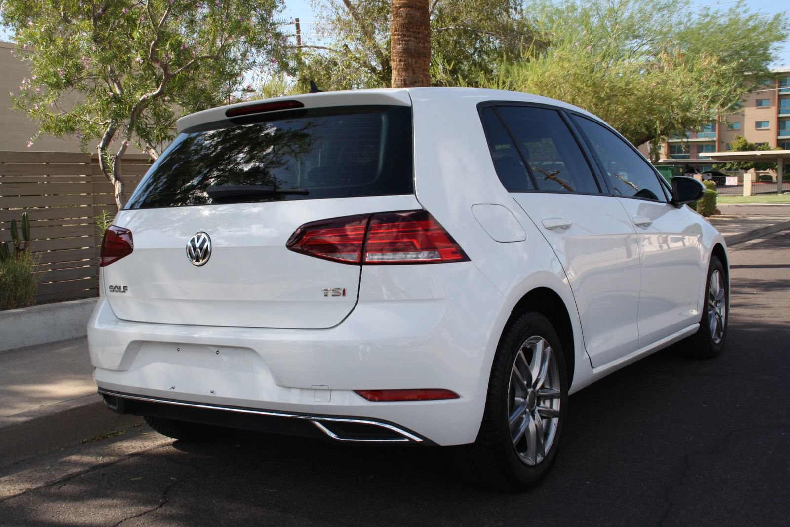 Used 2018 Volkswagen Golf S FWD image 4