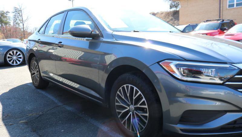 Used 2021 Volkswagen Jetta S w/ Driver Assistance Package image 2