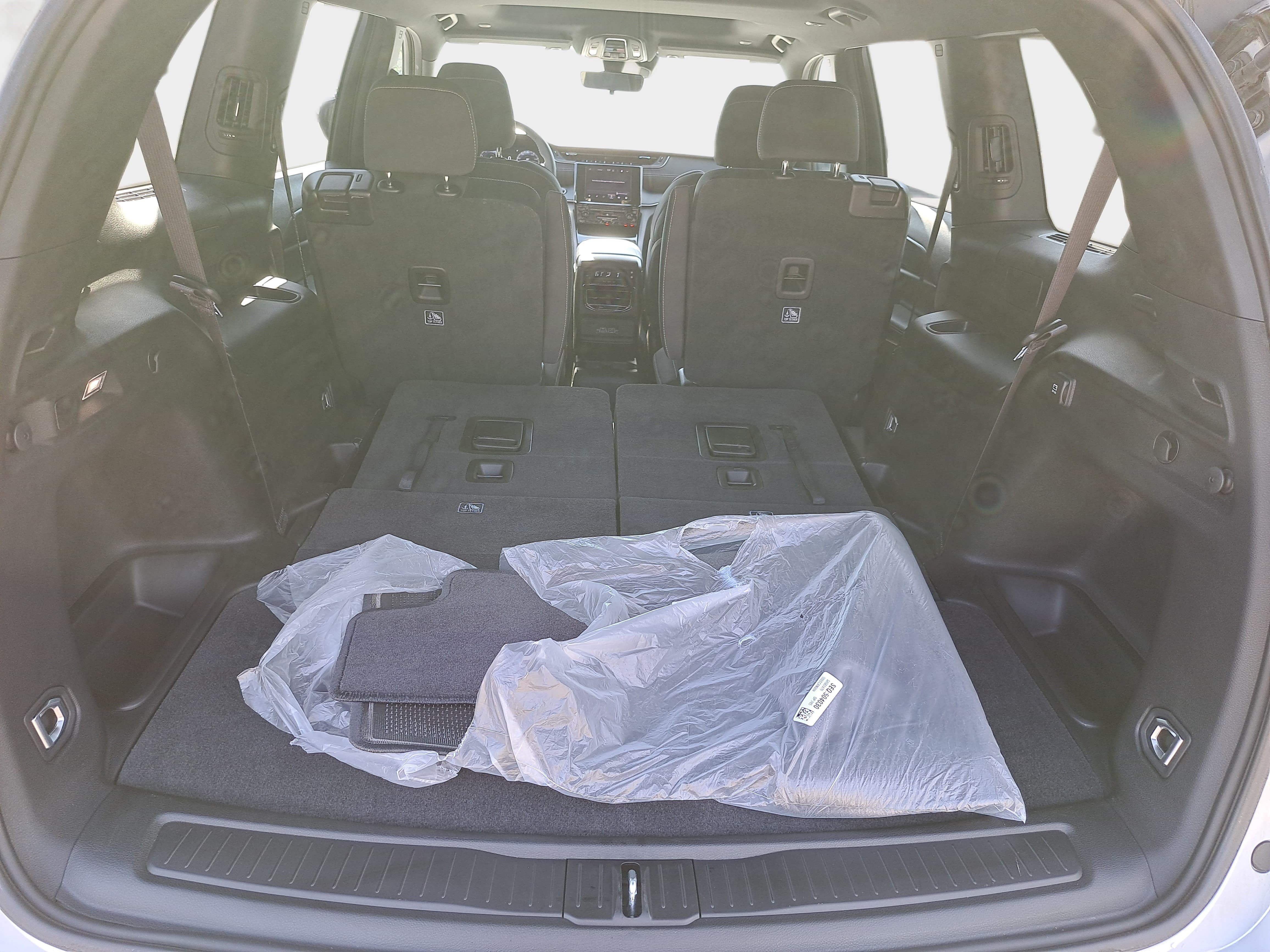 Used 2025 Jeep Grand Cherokee L Laredo w/ Trailer Tow Package AWD/4WD image 14