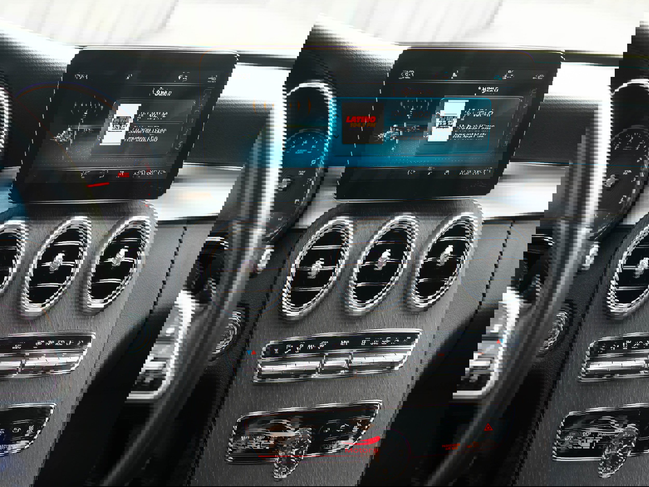 Used 2020 Mercedes-Benz C 300 4MATIC Sedan image 26