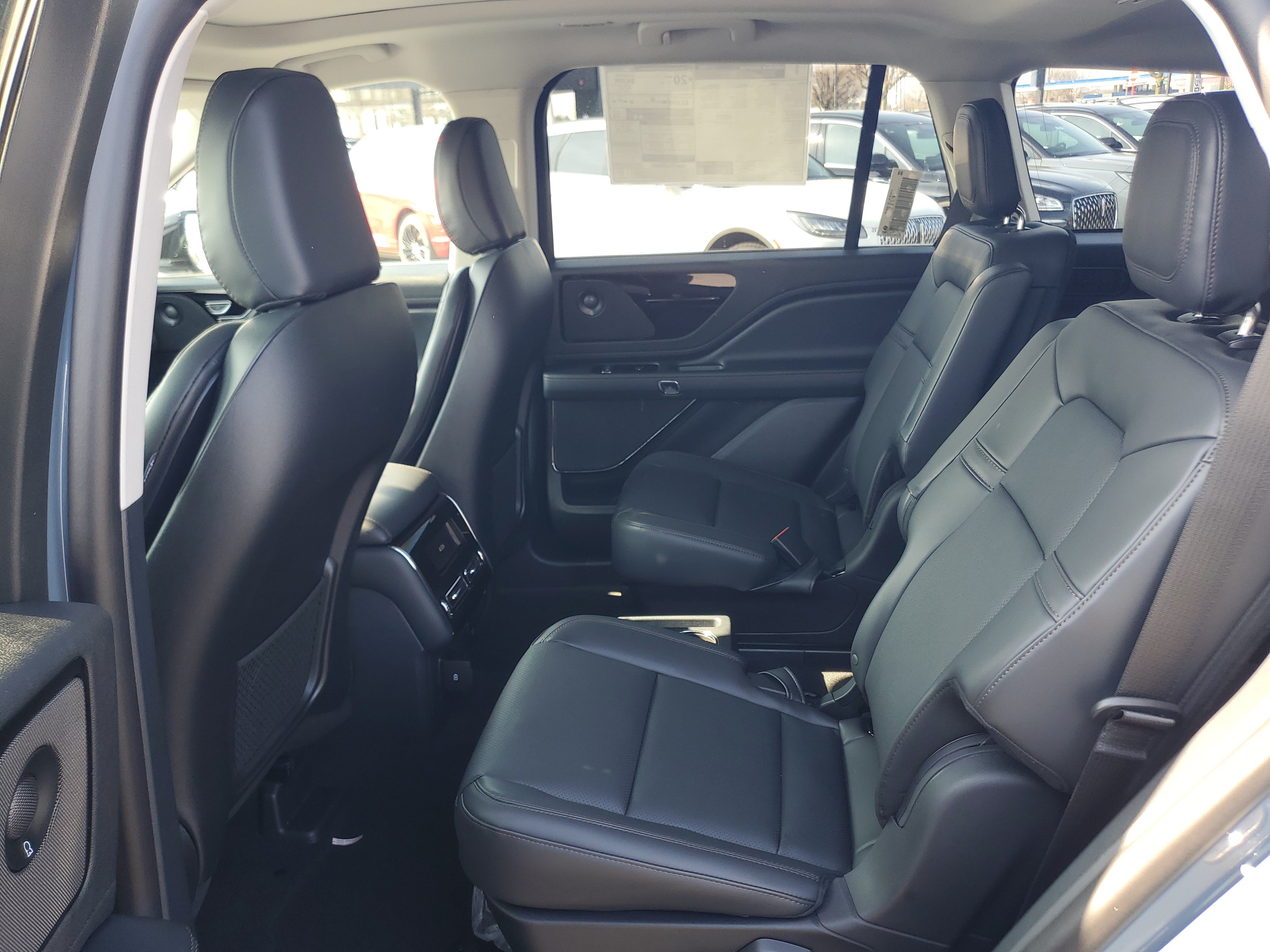 New 2026 Lincoln Aviator AWD image 23