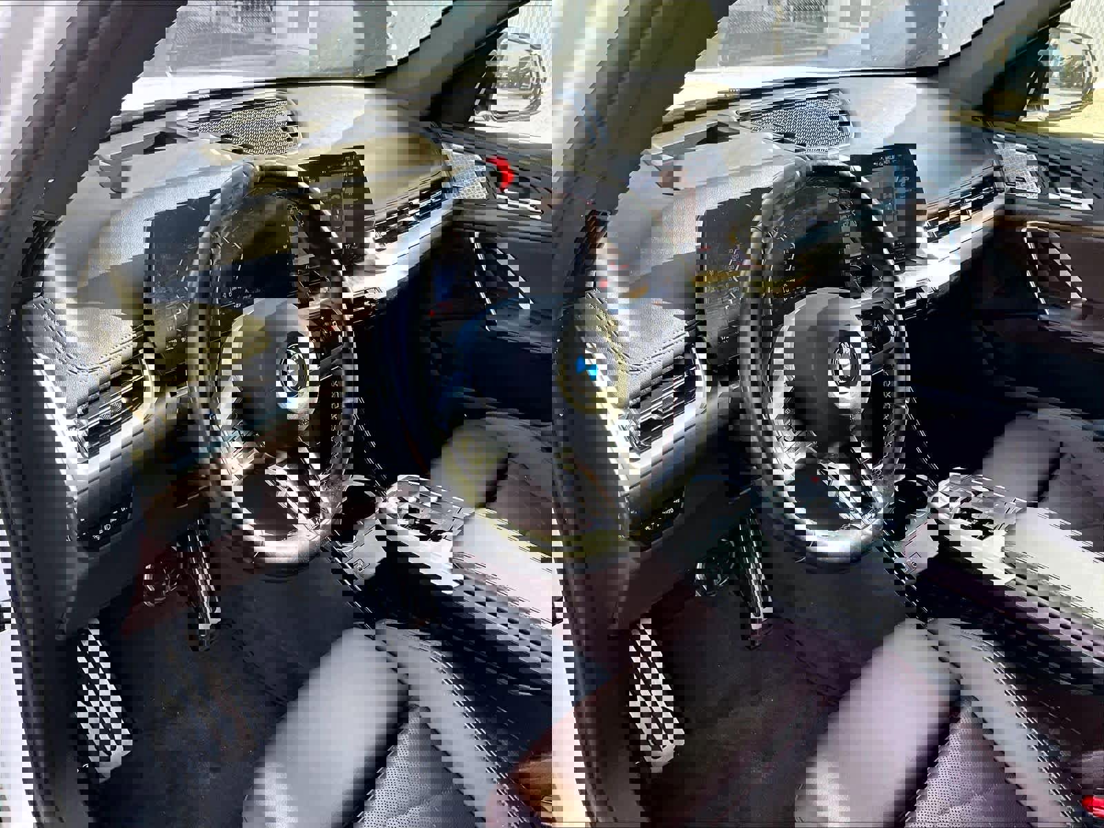 Used 2024 BMW X1 M35i w/ Premium Package image 8