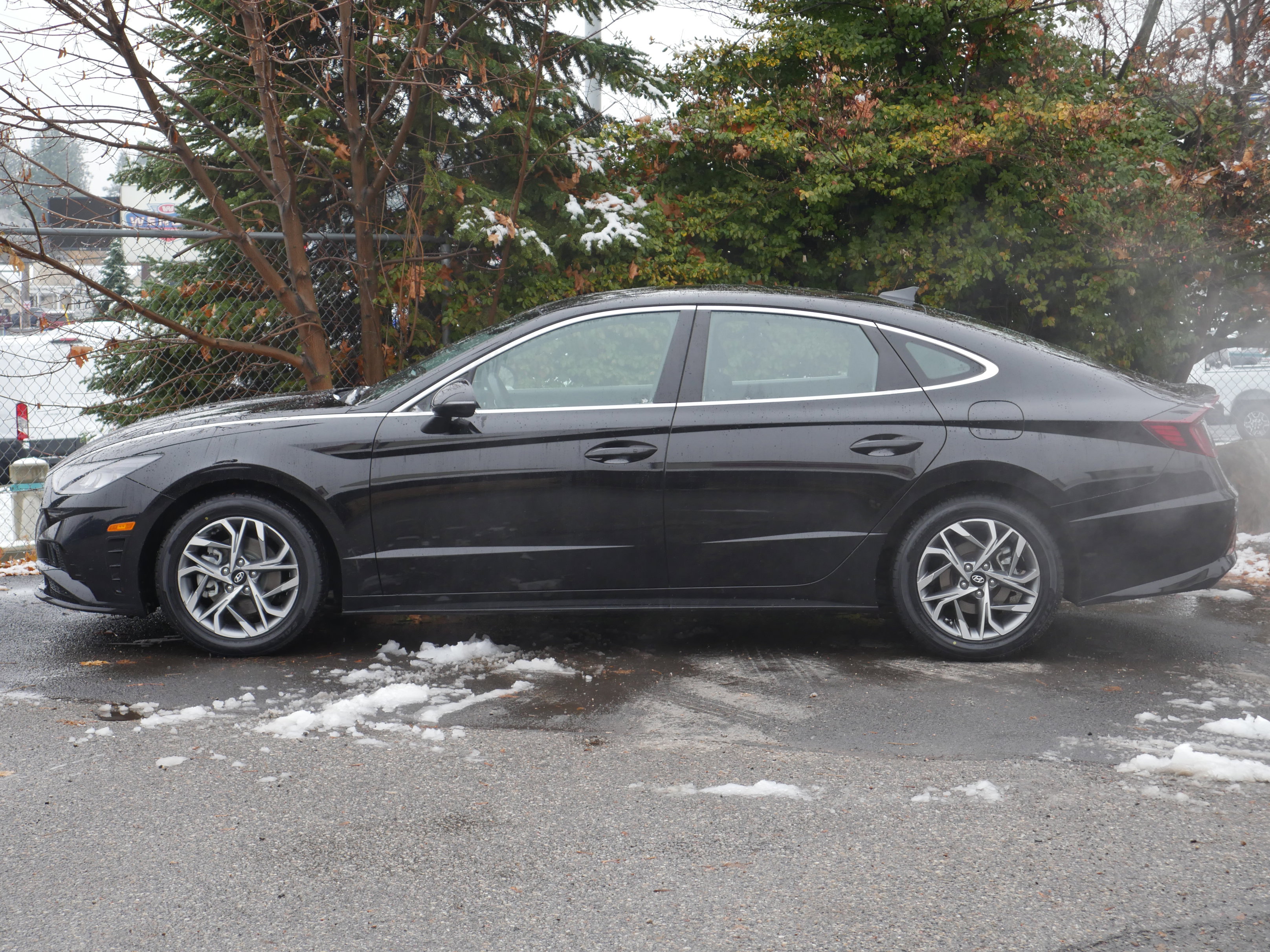 Used 2022 Hyundai Sonata SEL w/ Cargo Package image 15