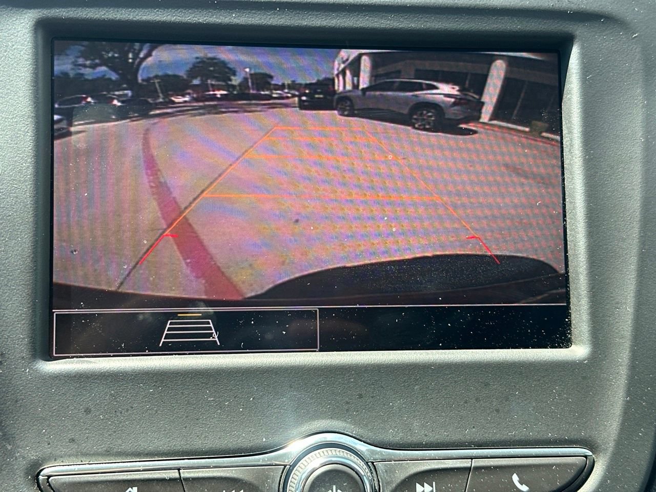 Used 2023 Chevrolet Equinox LT FWD image 19