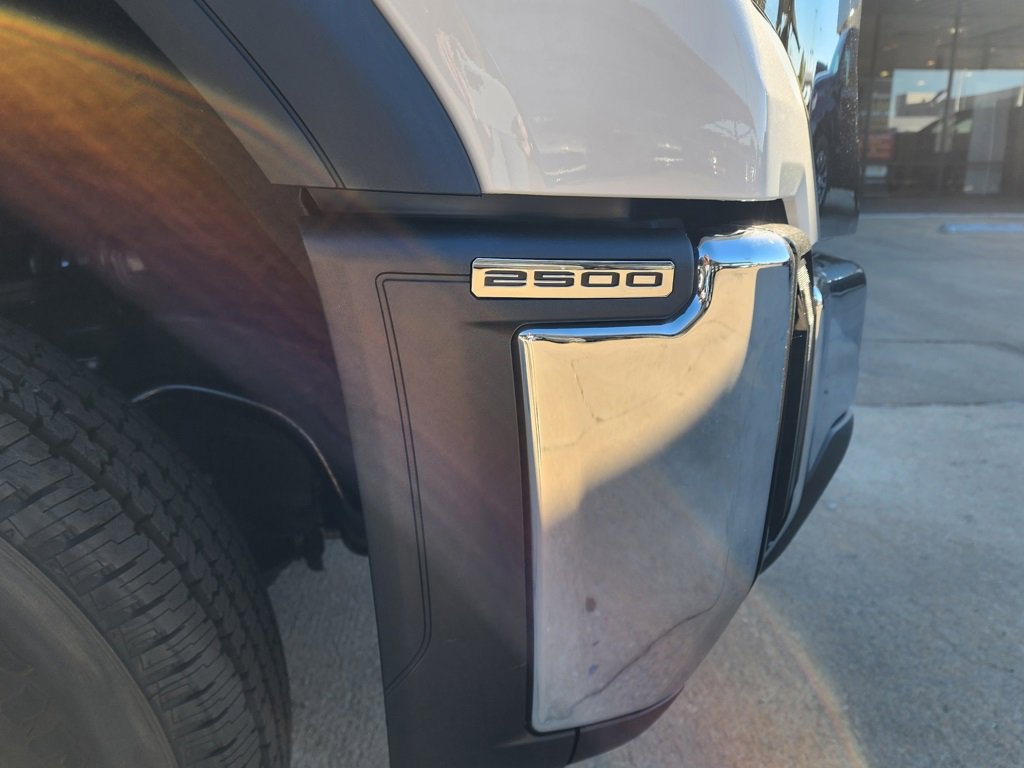 New 2026 GMC Sierra 2500 Pro w/ Convenience Package image 12