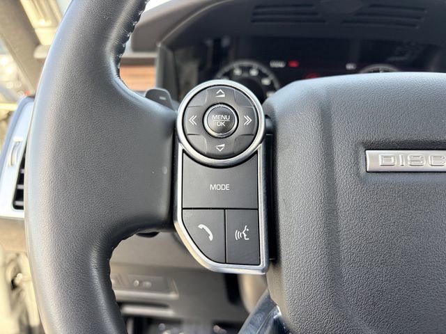 Used 2018 Land Rover Discovery HSE AWD/4WD image 8