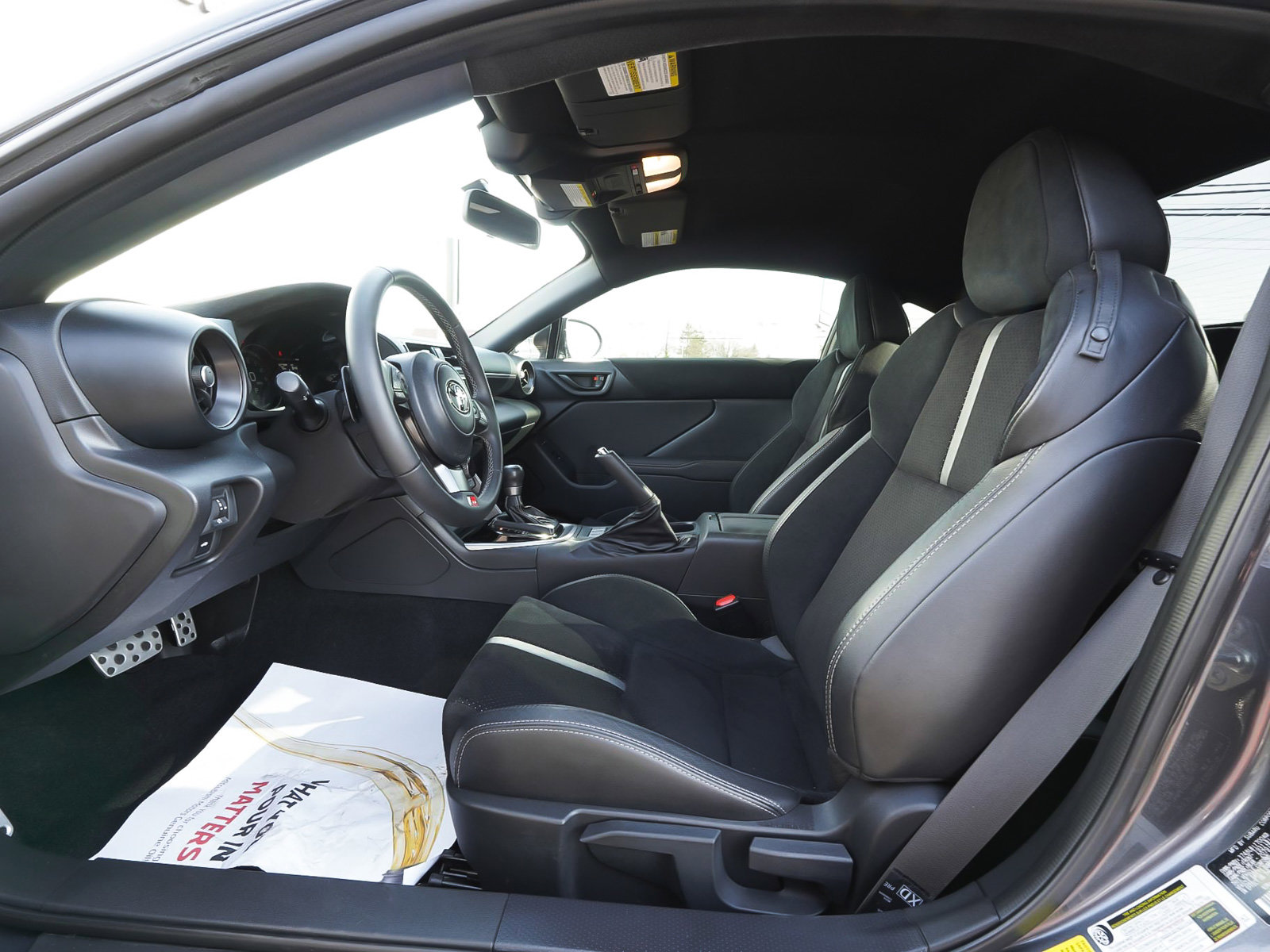 Used 2025 Toyota GR86 Premium image 28